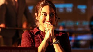 Ekta Gandhi (played by Sonakshi Sinha) works on the MOM team in "Mission Mangal."