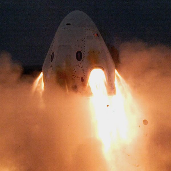 SpaceX fires up Crew Dragon thrusters in key test after April explosion – Spaceflight Now – Spaceflight Now