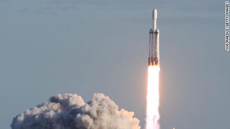 What&#39;s the next internet-like investing opportunity? Some on Wall Street say it&#39;s spaceflight