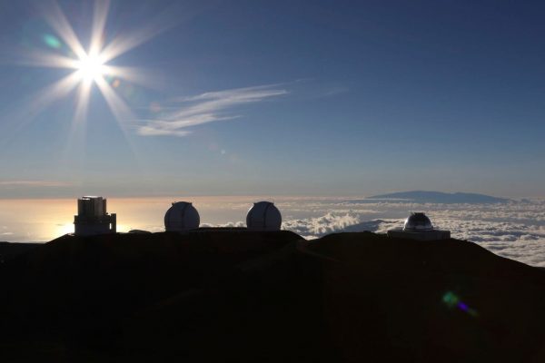 Protest against a billion-dollar telescope in Hawaii grows to 1,000 people, leading to brief arrests – The Washington Post