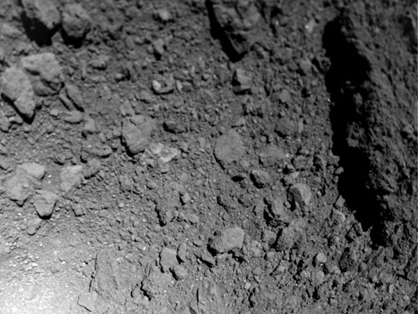 The latest photos of Hayabusa2’s mission to asteroid Ryugu – Astronomy Magazine