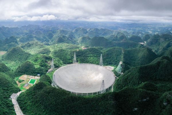 Gigantic Chinese telescope opens to astronomers worldwide – Nature.com