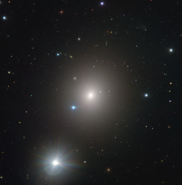 ESO Releases Stunning Image of Elliptical Galaxy NGC 1404 | Astronomy – Sci-News.com