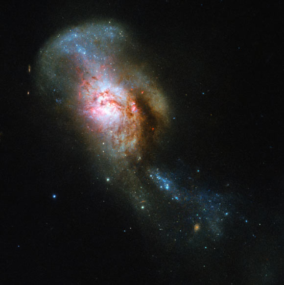 Medusa Merger: Hubble Captures Stunning Galaxy Collision | Astronomy – Sci-News.com