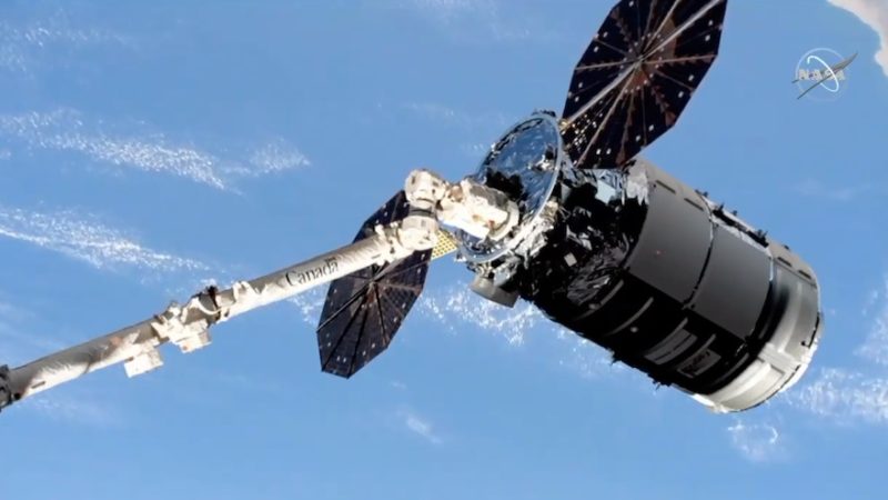 Space station receives spacewalking gear, new baking oven – Spaceflight Now