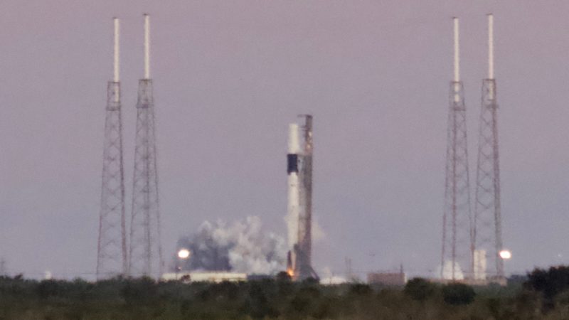 SpaceX test-fires Falcon 9 rocket for next space station cargo launch – Spaceflight Now