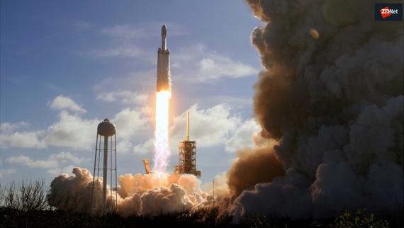 Elon Musk’s SpaceX warned: Your internet-beaming satellites disrupt astronomy – ZDNet