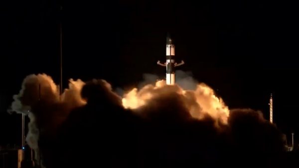 Rocket Lab’s 10th launch tests booster recovery technology – Spaceflight Now