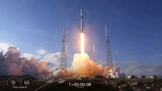 SpaceX launches 60 new Starlink satellites, sticks rocket landing at sea – Space.com