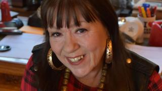 Heather Couper: Broadcaster and astronomer dies at 70 – BBC News