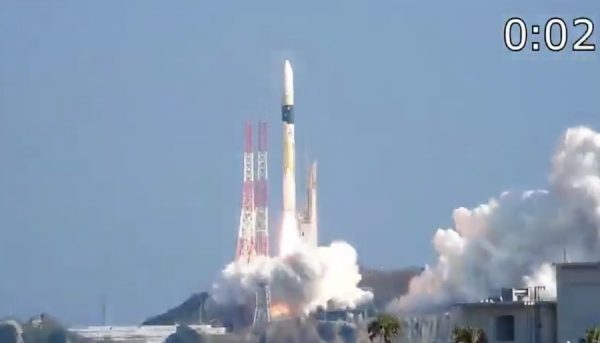 Japan launches optical spy satellite – Spaceflight Now