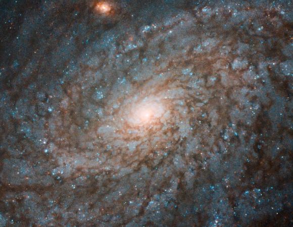 Hubble Spots Flocculent Spiral Galaxy: NGC 4237 | Astronomy – Sci-News.com