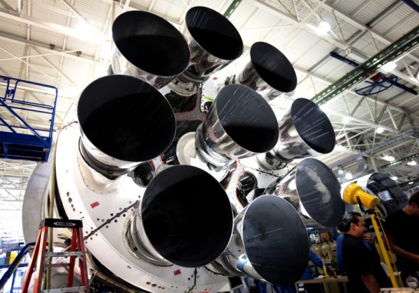 NASA, US military reviewing SpaceX engine malfunction – Spaceflight Now