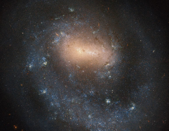 NGC 4618: Hubble Spots Spiral Galaxy with Single Arm | Astronomy – Sci-News.com