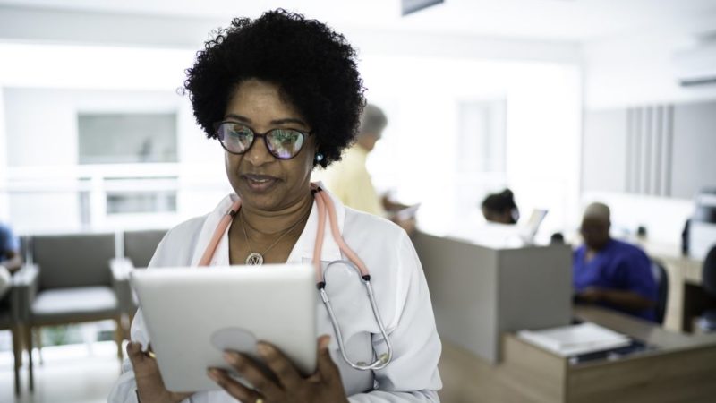 Microsoft’s video chat technology is changing how this hospital fights coronavirus – CNET