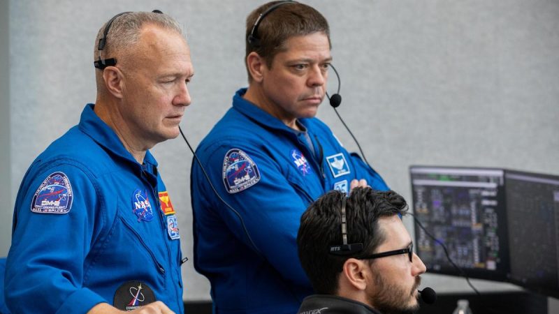 Dragon astronauts wrap up training, prepare to enter quarantine – Spaceflight Now