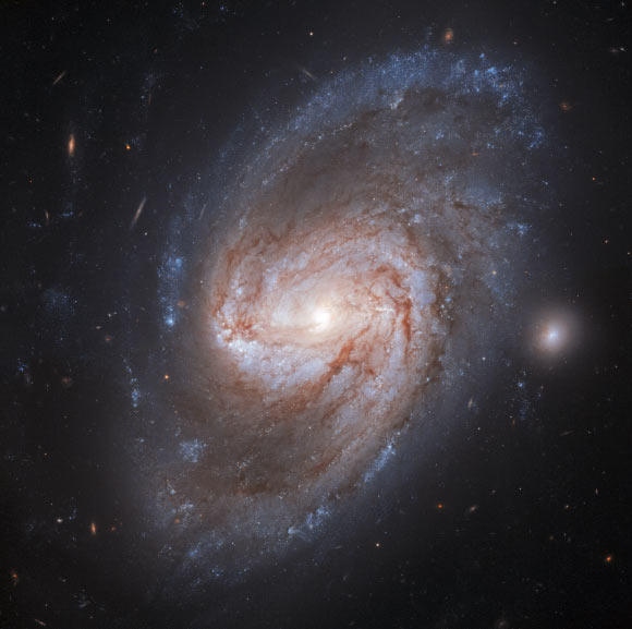 Hubble Snaps Beautiful Image of NGC 3583 | Astronomy – Sci-News.com